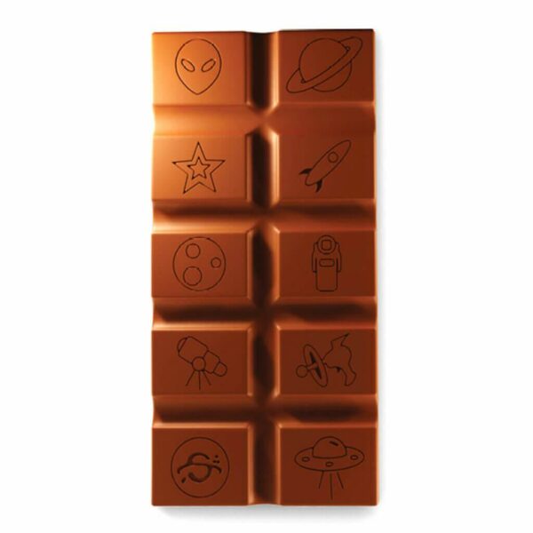 Close up of Stellar Milk chocolate chocolate bar available dosages: 500mg - 1000mg - 2000mg